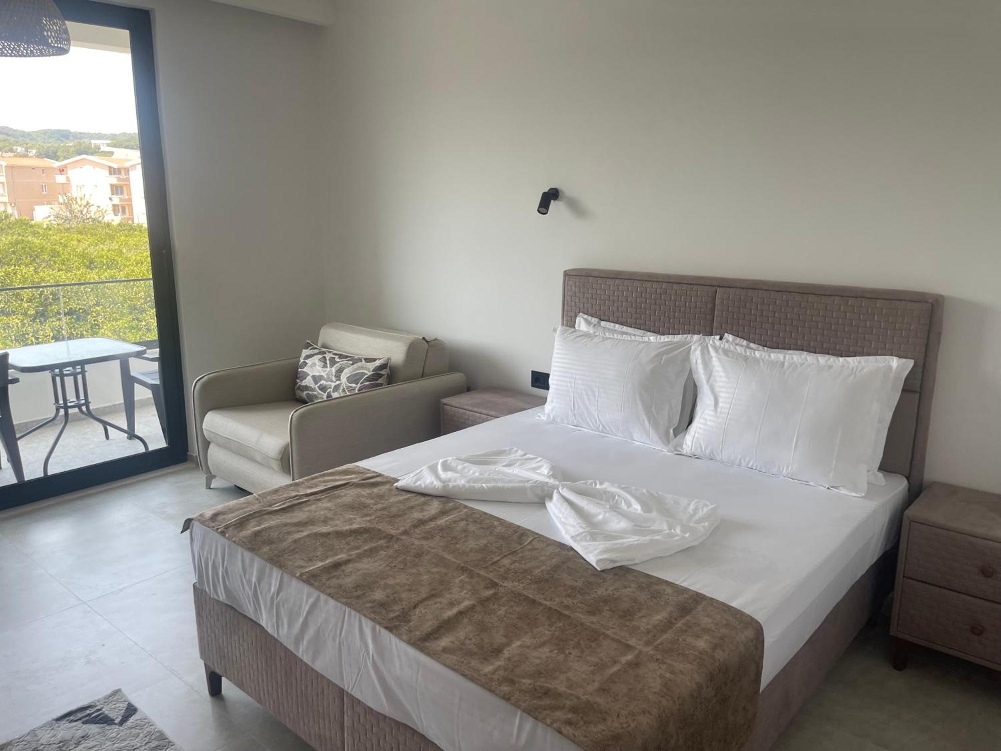 Apartaments Queen Ulcinj Exterior photo