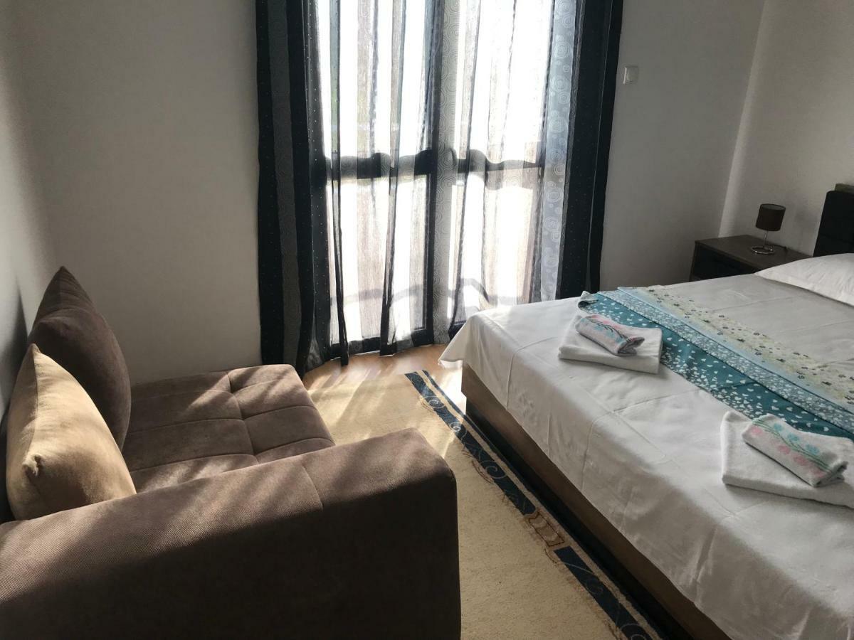 Apartaments Queen Ulcinj Exterior photo